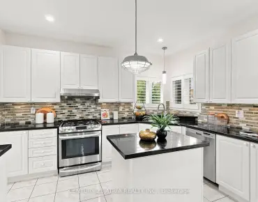 
10 Megarry Crt <a href='https://luckyalan.com/community.php?community=Richmond Hill:Devonsleigh'>Devonsleigh, Richmond Hill</a> 4 beds 5 baths 2 garage $1.928M