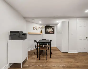 43 Pexton Ave Jefferson, Richmond Hill 3 beds 4 baths 1 garage $1.228M