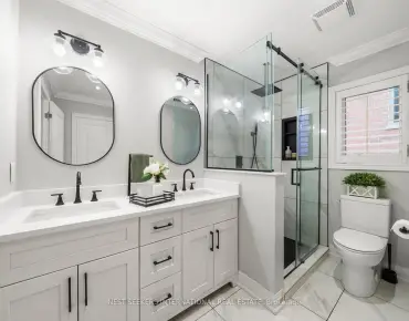 184 Castle Rock Dr <a href='https://luckyalan.com/community.php?community=Richmond Hill:North Richvale'>North Richvale, Richmond Hill</a> 3 beds 4 baths 1 garage $995K