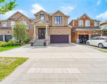 44 Millcliff Circ Aurora Grove, Aurora 3 beds 3 baths 1 garage $799.999K