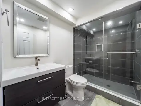 Vaughan real estate