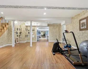 
160 Wainfleet Cres <a href='https://luckyalan.com/community.php?community=Vaughan:Vellore Village'>Vellore Village, Vaughan</a> 5 beds 5 baths 2 garage $2.149M