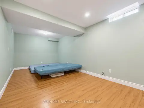 Markham real estate