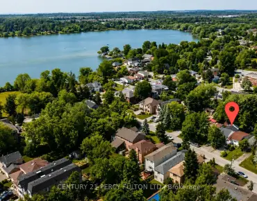 46 Fergus Ave Oak Ridges Lake Wilcox - 1 beds 1 baths parking space(s) listed at $948000