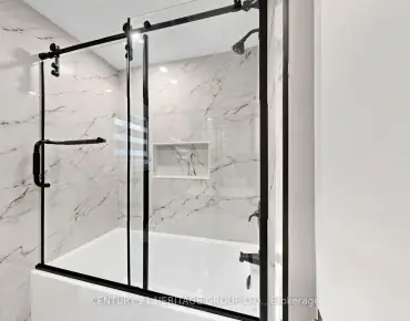 52 Lund St <a href='https://luckyalan.com/community.php?community=Richmond Hill:North Richvale'>North Richvale, Richmond Hill</a> 3 beds 4 baths 2 garage $1.33M
