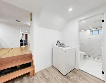 
Green Lane  <a href='https://luckyalan.com/community.php?community=Markham:Thornhill'>Thornhill, Markham</a> 4 beds 3 baths 2 garage $1.638M