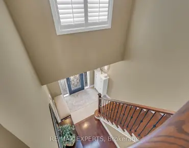 268 Grand Vellore Cres Vellore Village, Vaughan 4 beds 6 baths 3 garage $2.4M