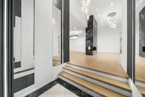 Richmond Hill Mill Pond community 72A Oxford St For Sale