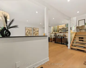 262 Yorkshire Dr Bristol-London, Newmarket 3 beds 3 baths 2 garage $1.19M
