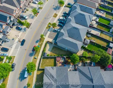 
215 Canada Dr Vellore Village - 3 beds 4 baths 1 parking space(s) listed at $1075000
