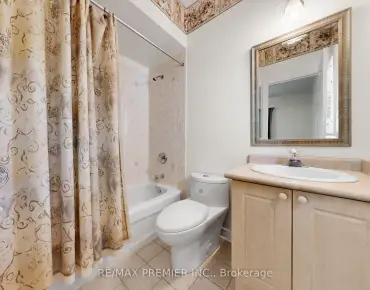 82 Bellefond St <a href='https://luckyalan.com/community.php?community=Vaughan:Kleinburg'>Kleinburg, Vaughan</a> 3 beds 4 baths 1 garage $1.389M
