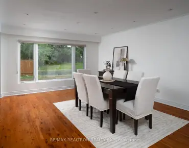 
132 Morgan Ave Thornhill, Markham 3 beds 3 baths 1 garage $1.38M
