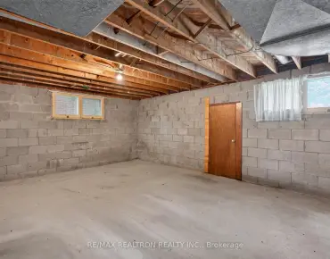 51 Sanderson Cres <a href='https://luckyalan.com/community.php?community=Richmond Hill:North Richvale'>North Richvale, Richmond Hill</a> 4 beds 4 baths 2 garage $1.688M