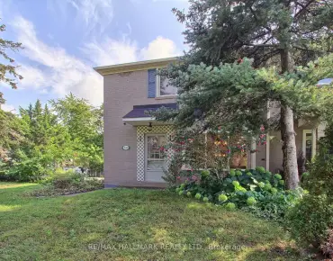 30 Elizabeth St S <a href='https://luckyalan.com/community.php?community=Richmond Hill:Mill Pond'>Mill Pond, Richmond Hill</a> 2 beds 2 baths garage $798K