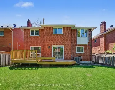 46 Heath St <a href='https://luckyalan.com/community.php?community=Richmond Hill:Doncrest'>Doncrest, Richmond Hill</a> 5 beds 5 baths 2 garage $1.85M
