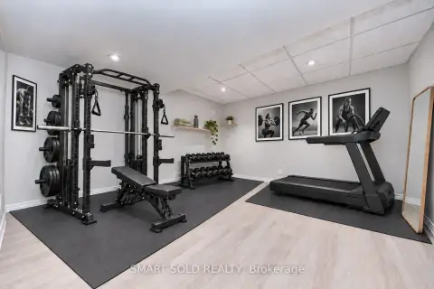 Richmond Hill Jefferson community 16 Courtney Cres For Sale