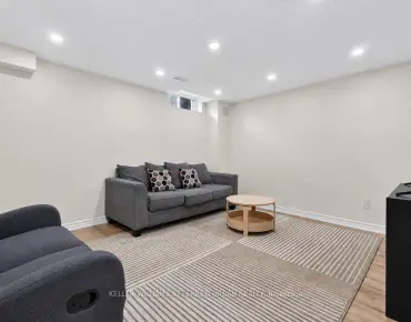 571 Reeves Way Blvd Stouffville, Whitchurch-Stouffville 3 beds 3 baths 1 garage $699K