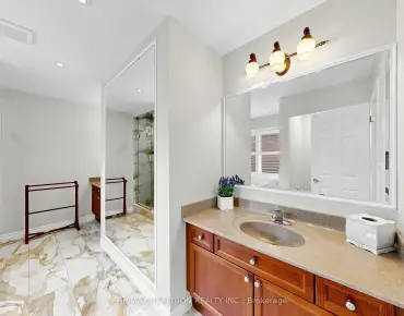 92 Clausfarm Ln Stouffville - 4 睡房 4 卫生间 2 车位叫价1199900加元