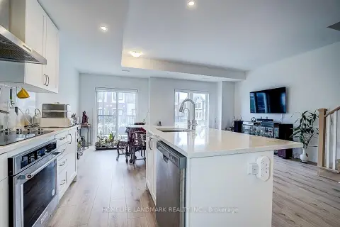Whitchurch-Stouffville Stouffville community 25 Sunbury Ln For Sale