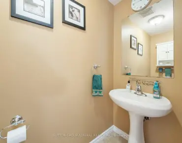 267 Warner Cres Summerhill Estates, Newmarket 3 beds 3 baths 1 garage $799.99K