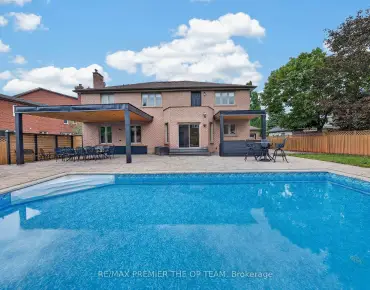 155 Dianawood Rdge East Woodbridge - 4 睡房 5 卫生间 3 车位叫价2498800加元