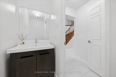 Vaughan Uplands community 102 Edmund Seager Dr For Sale