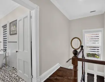 
150 Lorne Ave Central Newmarket - 2 beds 4 baths  parking space(s) listed at $2249000