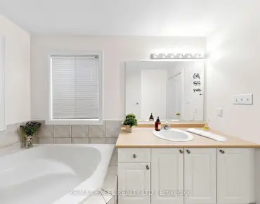 8 Hammersly Blvd Wismer - 3 beds 4 baths 1 parking space(s) listed at $1298000