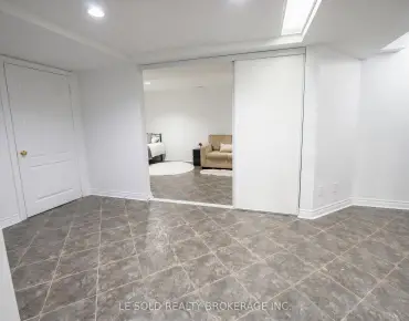 
12 Quattro Ave Jefferson, Richmond Hill 4 beds 3 baths 1 garage $999K