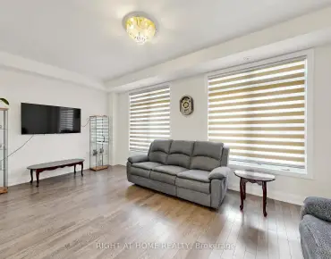 
23 Moneypenny Pl Beverley Glen - 3 beds 4 baths 1 parking space(s) listed at $985000