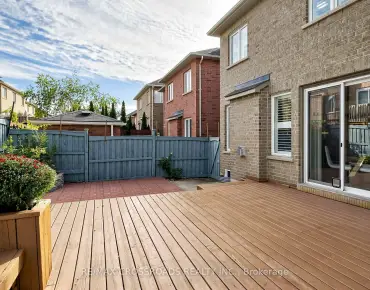 
42 Bowkett Dr Jefferson - 4 beds 3 baths 2 parking space(s) listed at $1098000