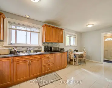 608 Rupert Ave Stouffville, Whitchurch-Stouffville 3 beds 2 baths 1 garage $849K