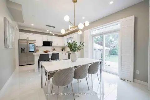 Whitchurch-Stouffville Stouffville community 411 Hoover Park Dr For Sale