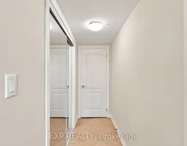
33 Valleyford Ave Observatory - 4 beds 4 baths 3 parking space(s) listed at $1890000
