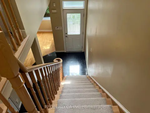 Vaughan Crestwood-Springfarm-Yorkhill community 32 Brownstone Circ For Sale