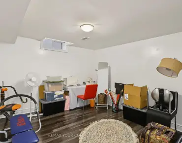 21 English Oak Dr Oak Ridges Lake Wilcox - 4 睡房 4 卫生间 2 车位叫价1199000加元