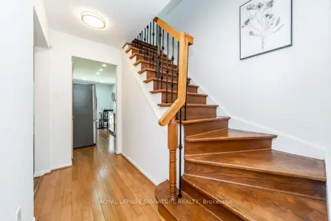 Markham Royal Orchard community 28 Augusta Crt For Sale