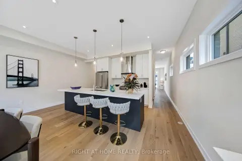 Richmond Hill Jefferson community 62 Ingersoll Ln For Sale