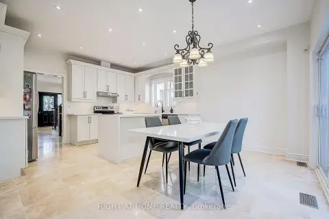 Richmond Hill Rouge Woods community 371 Redstone Rd For Sale