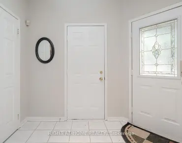 
1 Ridgeway Crt Maple - 3 beds 10 baths 1 parking space(s) listed at $999850