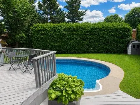 Markham Sherwood-Amberglen community 27 Radford Cres For Sale
