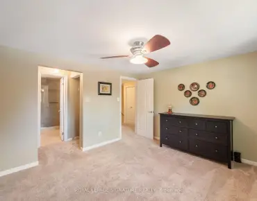 9 Birch Crt Aurora Village, Aurora 4 beds 2 baths 1 garage $929K