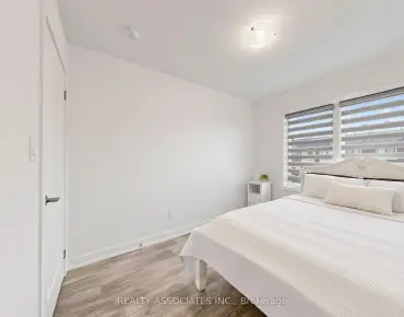 14 Baker Hill Blvd Stouffville - 3 睡房 4 卫生间 1 车位叫价859999加元