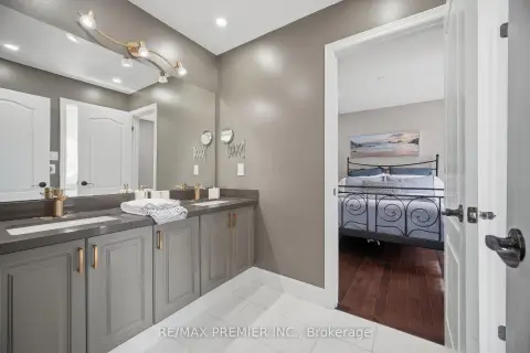 Vaughan Vellore Village community 127 Ozner Cres For Sale
