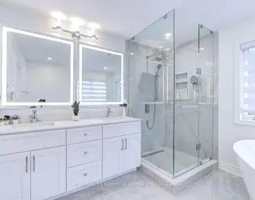 22 Grand Oak Dr Oak Ridges - 5 beds 5 baths 2 parking space(s) listed at $1588000
