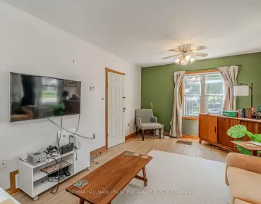 85 Tyler St Aurora Village, Aurora 2 beds 1 baths 1 garage $998K