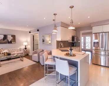 43 Mainland Cres Vellore Village - 3 beds 3 baths 2 parking space(s) listed at $1080000