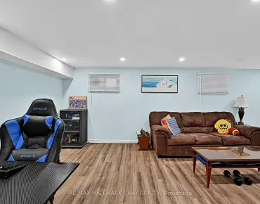 84 Longford Dr Bristol-London, Newmarket 3 beds 2 baths  garage $668K