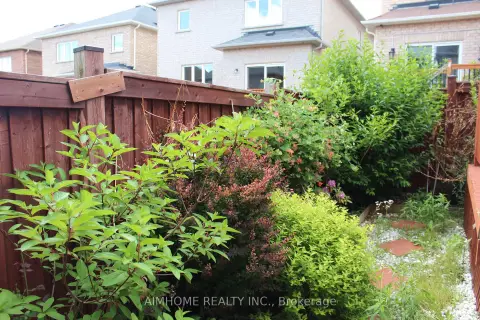 Newmarket Woodland Hill community 223 Emma Broadbent Crt For Sale