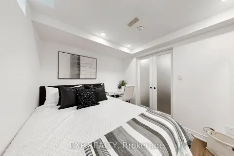 Markham Cornell community 75 Cornell Centre Blvd For Sale
